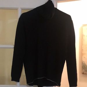 Theory Lanola black cashmere turtleneck sweater, size XS (P)